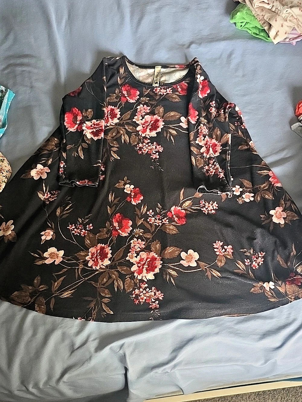 Pomelo Floral Blouse in Black & Pink Like New